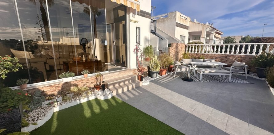 Rindu māja Alicante, Spānijā 3 istabas,  Nr. 147494