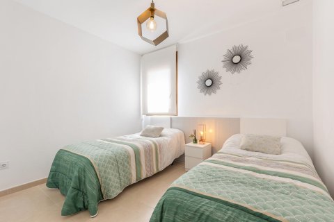 Apartament w Los Dolses, Alicante, Hiszpania 3 sypialnie, 111 mkw. nr 168747 – zdjęcie 18