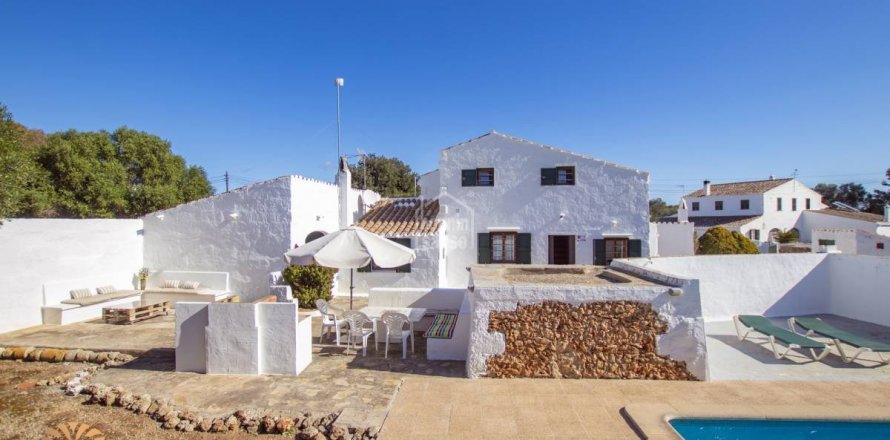 Villa Mahon, Menorca, Spanien 4 Schlafzimmer, 280 m2 Nr. 72453