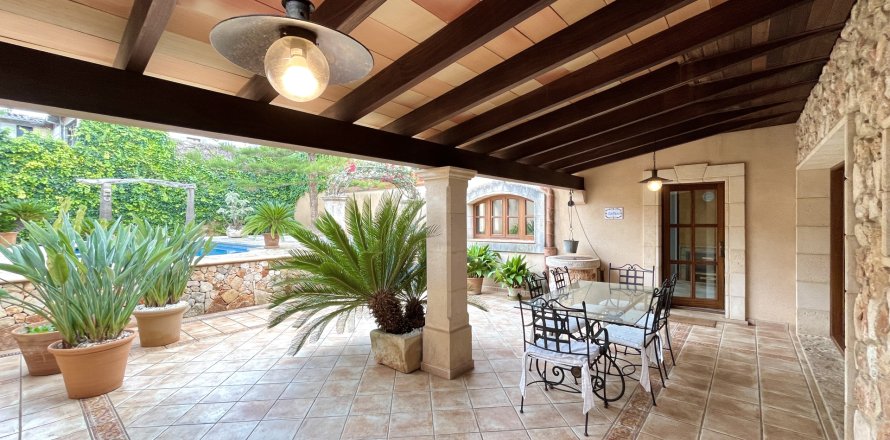 Villa Manacor, Mallorca, Spānijā 3 istabas, 250 m2 Nr. 172042