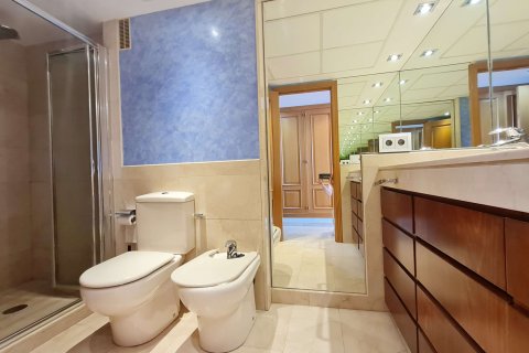 Dzīvoklis īrēšanai Palma de Majorca, Mallorca, Spānijā 4 istabas, 140 m2 Nr. 172041 - attēls 10