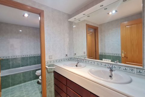 Dzīvoklis īrēšanai Palma de Majorca, Mallorca, Spānijā 4 istabas, 140 m2 Nr. 172041 - attēls 13