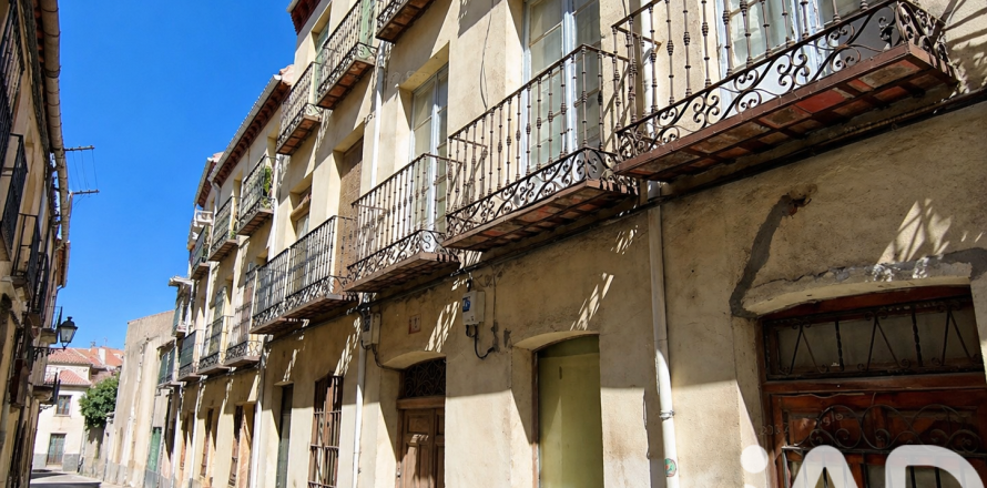 Commercial property in Avila, Spain 694 sq.m. No. 172434
