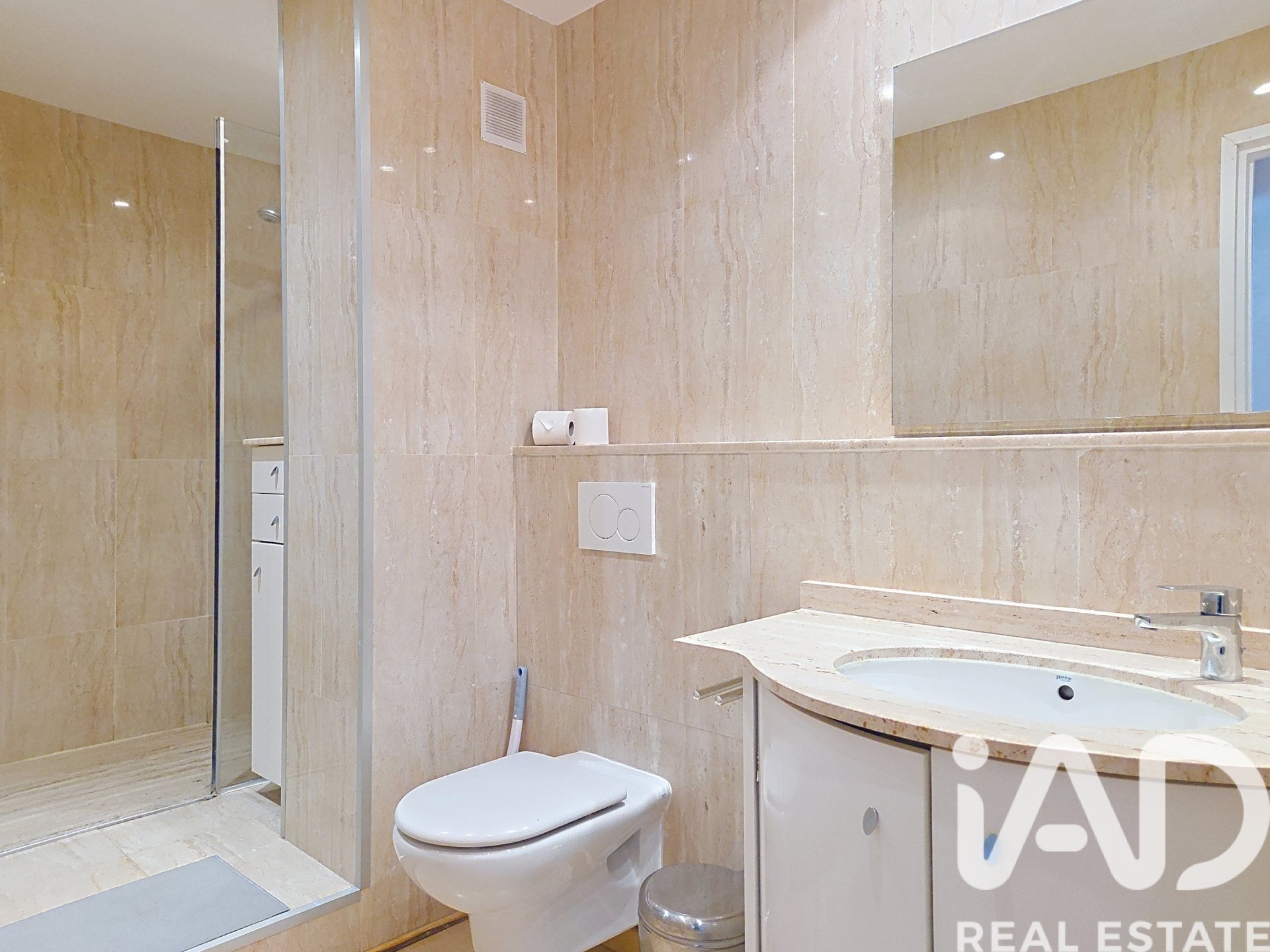 Apartment in Barcelona, Spain 3 bedrooms, 88 sq.m. No. 172428