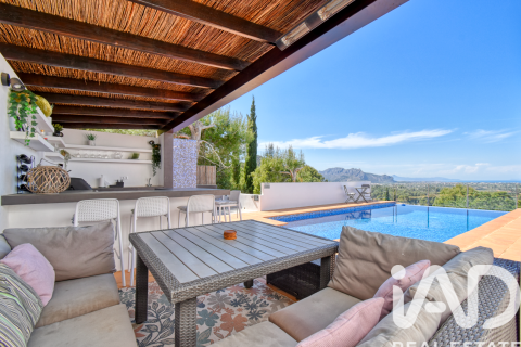 Сasa en venta en Pedreguer, Alicante, España 3 dormitorios, 214.5 m2 No. 172433 - foto 3
