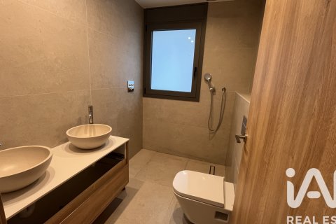 House for sale in Lloret de Mar, Girona, Spain 3 bedrooms, 200 sq.m. No. 172430 - photo 25
