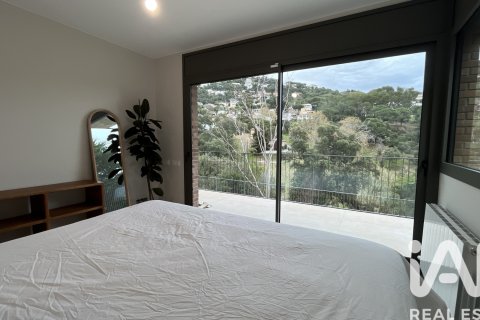 House for sale in Lloret de Mar, Girona, Spain 3 bedrooms, 200 sq.m. No. 172430 - photo 21