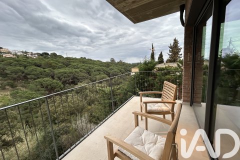 House for sale in Lloret de Mar, Girona, Spain 3 bedrooms, 200 sq.m. No. 172430 - photo 9