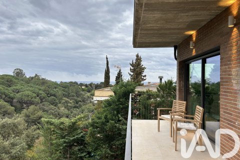 House for sale in Lloret de Mar, Girona, Spain 3 bedrooms, 200 sq.m. No. 172430 - photo 10