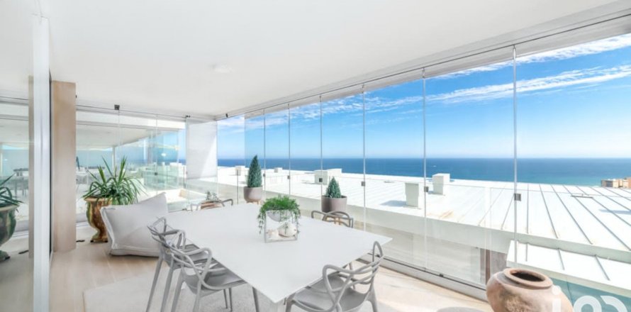 Apartment à Fuengirola, Malaga, Espagne 3 chambres, 196 m2 No. 153905