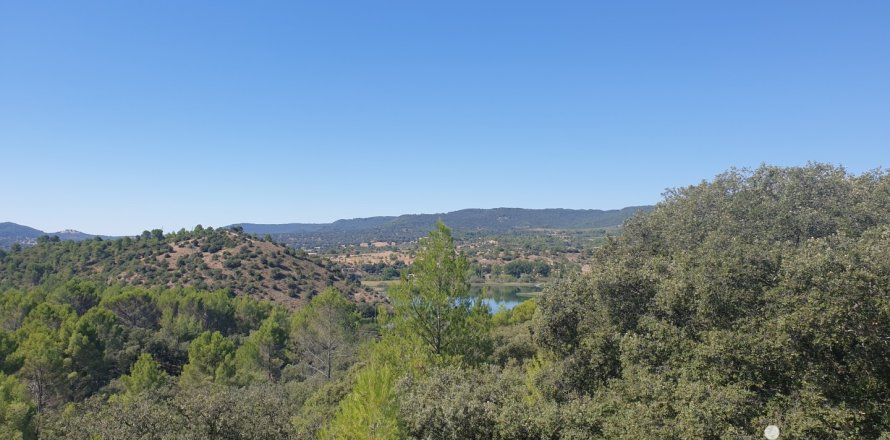 Dom w Sacedon, Guadalajara, Hiszpania 5 sypialni, 364 mkw. nr 153907