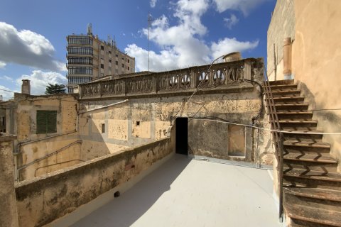 Townhouse for sale Manacor, Mallorca, Spain 8 bedrooms, 600 sq.m. No. 111844 - photo 9