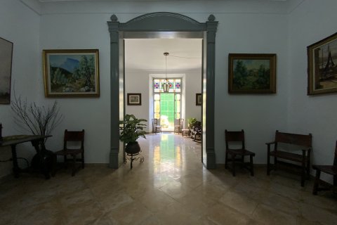 Townhouse for sale Manacor, Mallorca, Spain 8 bedrooms, 600 sq.m. No. 111844 - photo 2