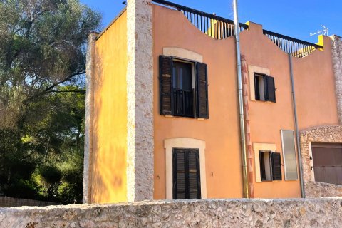 Kaupunkipientalo myytävänä Cala Figuera, Mallorca, Espanja, 3 makuuhuonetta, 156 m2 No. 111852 - kuva 4