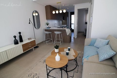 Kamienica w Pilar de la Horadada, Alicante, Hiszpania 3 sypialnie, 115 mkw. nr 143880 – zdjęcie 2