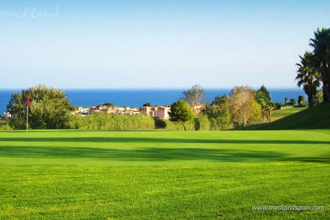 Apartment for sale in Casares, Malaga, Spain 2 bedrooms, 160 sq.m. No. 143883 - photo 13