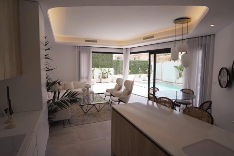 Villa for sale in La Florida, Alicante, Spain 3 bedrooms, 320 sq.m. No. 165360 - photo 7