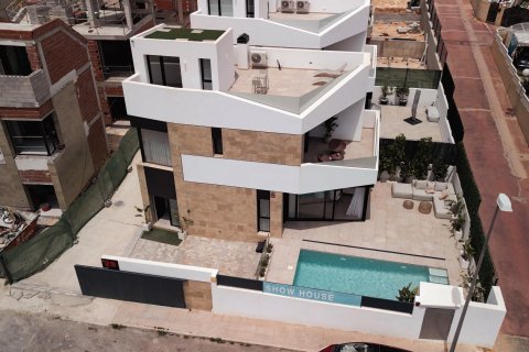 Villa for sale in La Florida, Alicante, Spain 3 bedrooms, 320 sq.m. No. 165360 - photo 2