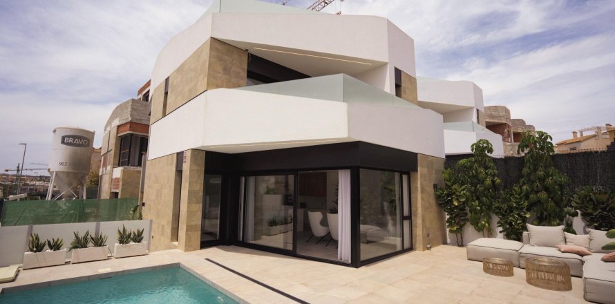 Villa in La Florida, Alicante, Spain 3 bedrooms, 320 sq.m. No. 165360