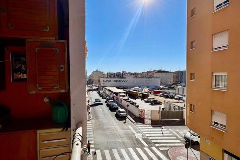 Apartment for sale in Torrevieja, Alicante, Spain 2 bedrooms, 75 sq.m. No. 184253 - photo 9