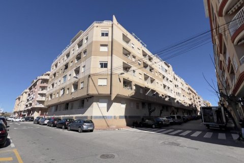 Appartamento in vendita a Torrevieja, Alicante, Spagna 2 camere da letto, 63 mq. N° 184248 - foto 16