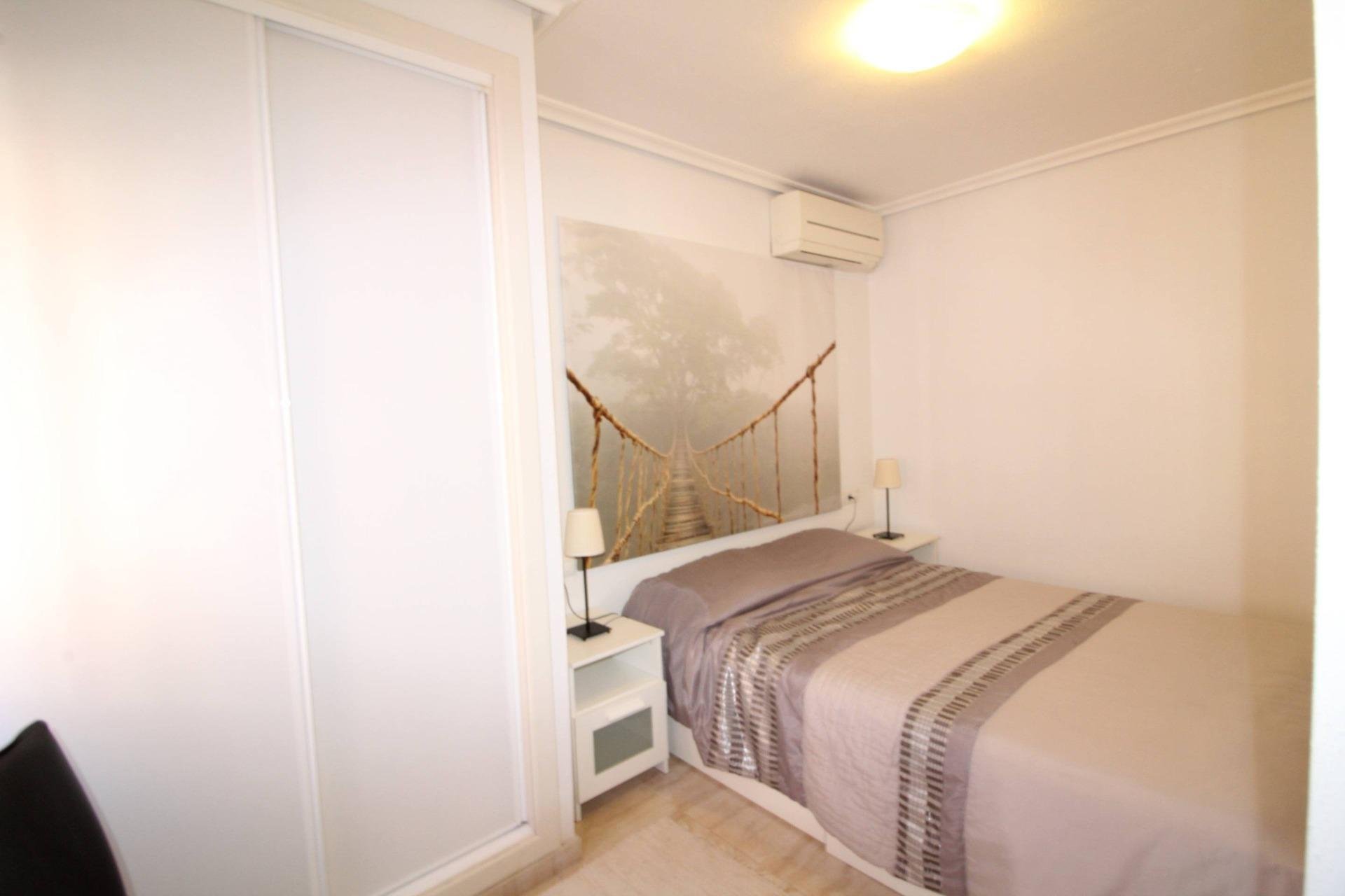 Dzīvoklis Torrevieja, Alicante, Spānijā 2 istabas, 67 m2 Nr. 184249