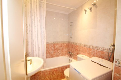 Apartment for sale in Torrevieja, Alicante, Spain 2 bedrooms, 67 sq.m. No. 184249 - photo 10
