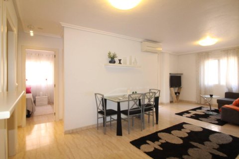 Lägenhet i Torrevieja, Alicante, Spanien 2 sovrum, 67 kvm. Nr. 184249