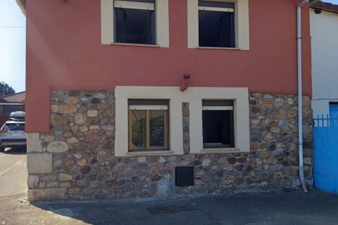 Villa till salu i Vegaquemada, Leon, Spanien 5 sovrum, 156 kvm. Nr. 195096 - foto 28