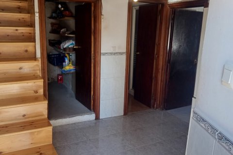 Villa till salu i Vegaquemada, Leon, Spanien 5 sovrum, 156 kvm. Nr. 195096 - foto 19