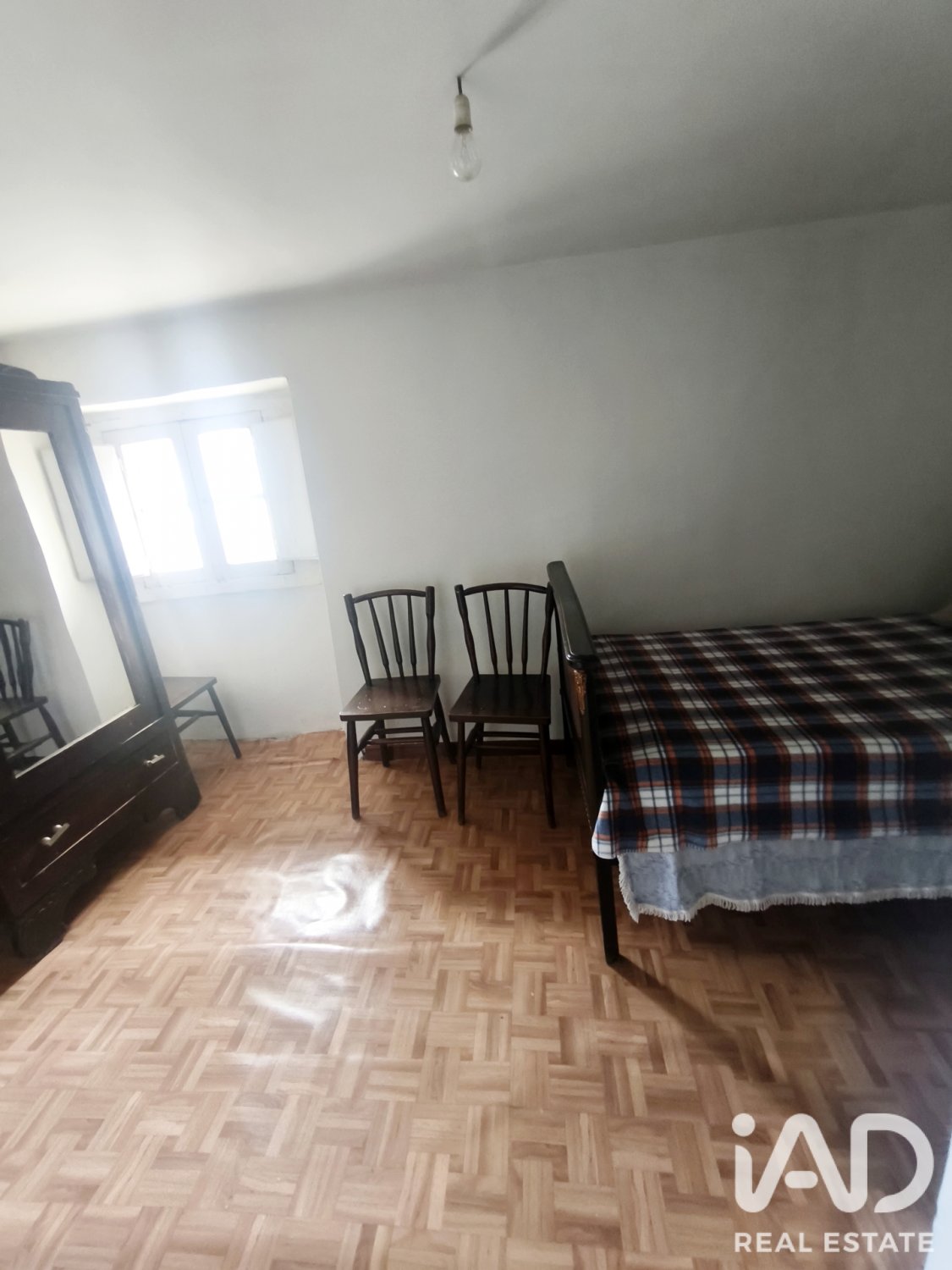 Huvila Vegaquemada, Leon, Espanja 5 makuuhuonetta, 156 m2 No. 195096
