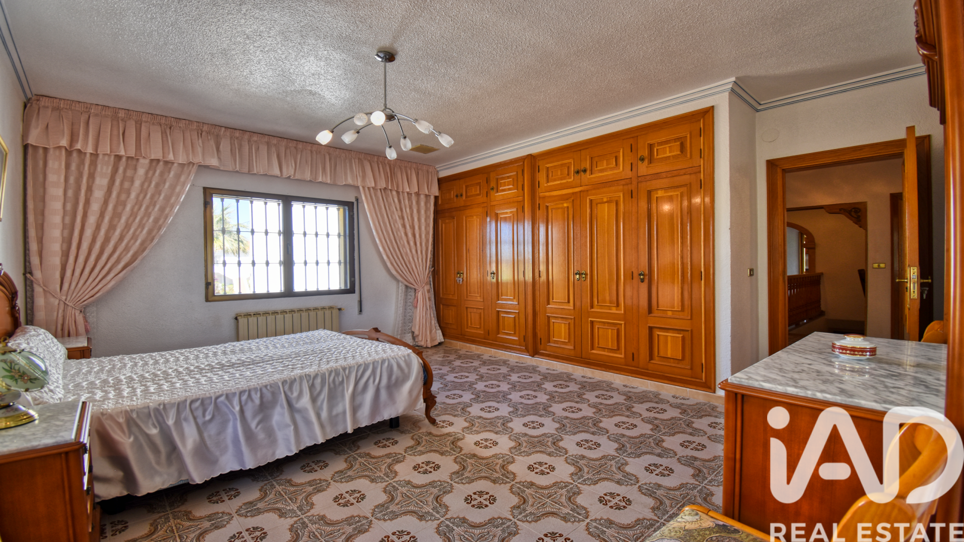 House in Denia, Alicante, Spain 8 bedrooms, 525 sq.m. No. 195151