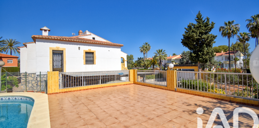 Сasa en Dénia, Alicante, España 8 dormitorios, 525 m2 No. 195151
