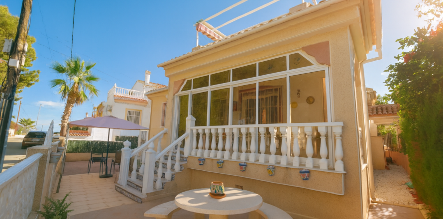 Villa Algorfa, Alicante, Spānijā 3 istabas,  Nr. 144188