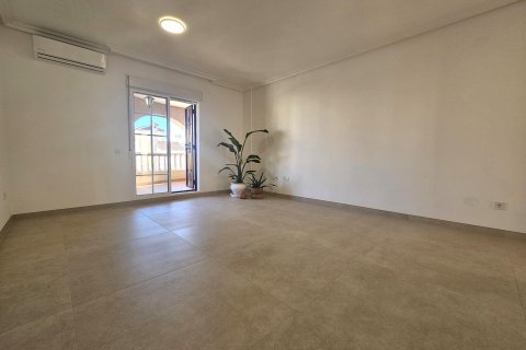 Dzīvoklis pārdošanā Cabo Roig, Alicante, Spānijā 2 istabas, 71 m2 Nr. 144193 - attēls 6