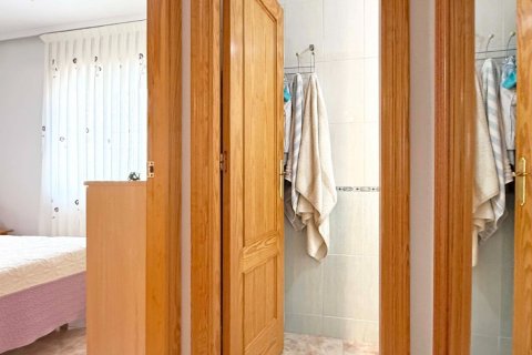 Radhus till salu i Alicante, Spanien 2 sovrum, 64 kvm. Nr. 144192 - foto 21