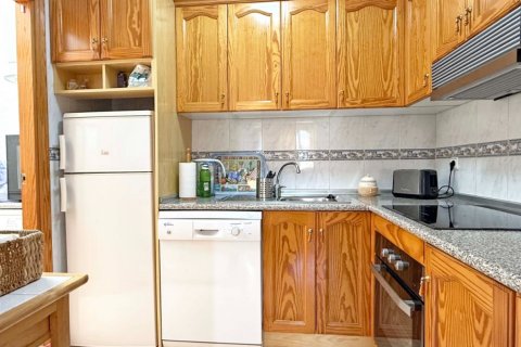 Radhus till salu i Alicante, Spanien 2 sovrum, 64 kvm. Nr. 144192 - foto 17