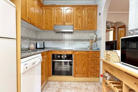 Radhus till salu i Alicante, Spanien 2 sovrum, 64 kvm. Nr. 144192 - foto 19