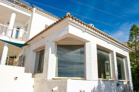 Villa for sale Altea, Alicante, Spain 3 bedrooms, 330 sq.m. No. 119552 - photo 9
