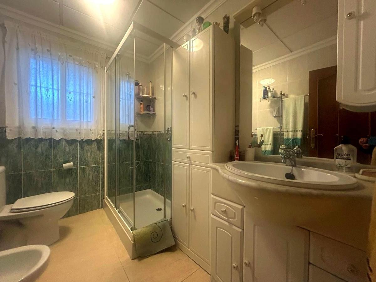 Villa a Alicante, Spagna 3 camere da letto, 200 mq. N° 149123