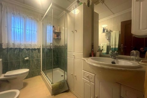 Villa en venta en Alicante, España 3 dormitorios, 200 m2 No. 149123 - foto 18