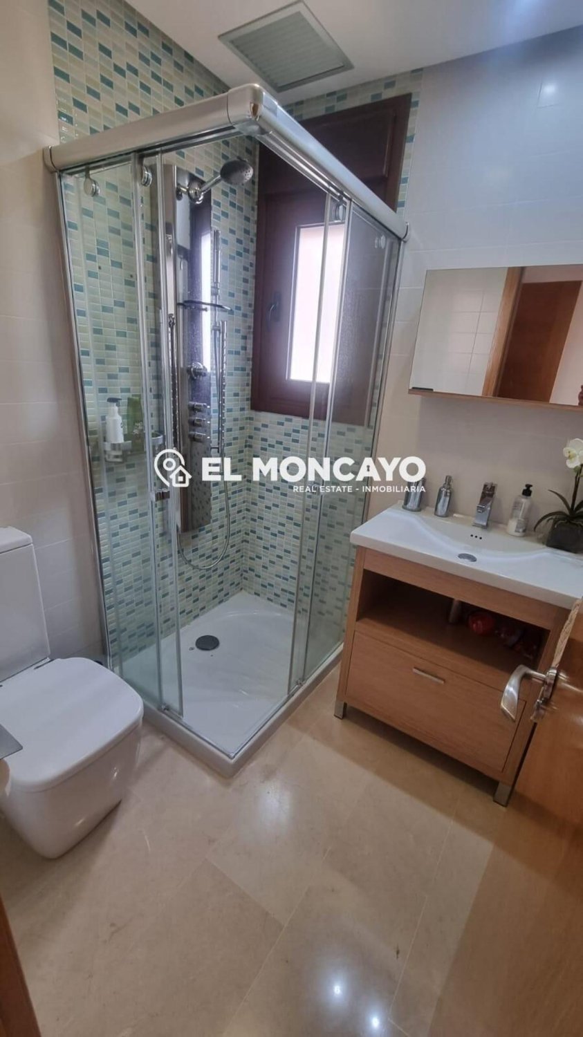 Appartamento a Guardamar del Segura, Alicante, Spagna 3 camere da letto, 106 mq. N° 149121