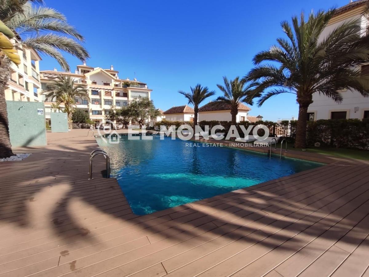 Appartamento a Guardamar del Segura, Alicante, Spagna 3 camere da letto, 106 mq. N° 149121