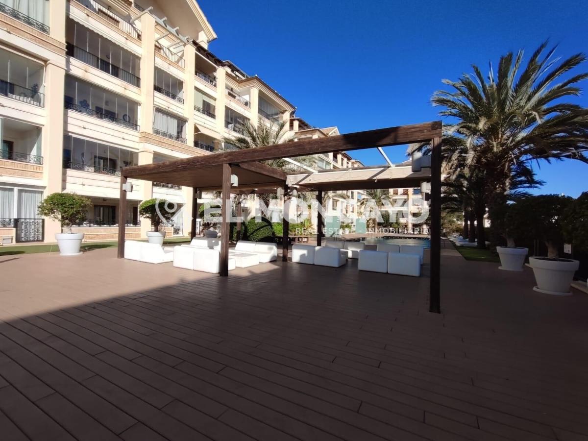 Appartamento a Guardamar del Segura, Alicante, Spagna 3 camere da letto, 106 mq. N° 149121