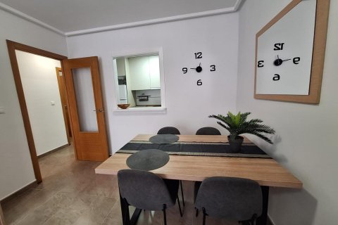 Lägenhet till salu i Torrevieja, Alicante, Spanien 2 sovrum, 60 kvm. Nr. 179299 - foto 9