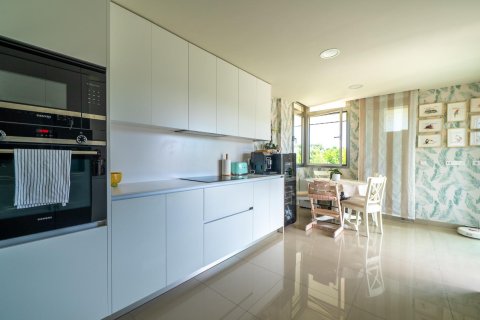 Takvåning till salu i Pozuelo de Alarcon, Madrid, Spanien 4 sovrum, 350 kvm. Nr. 179294 - foto 24