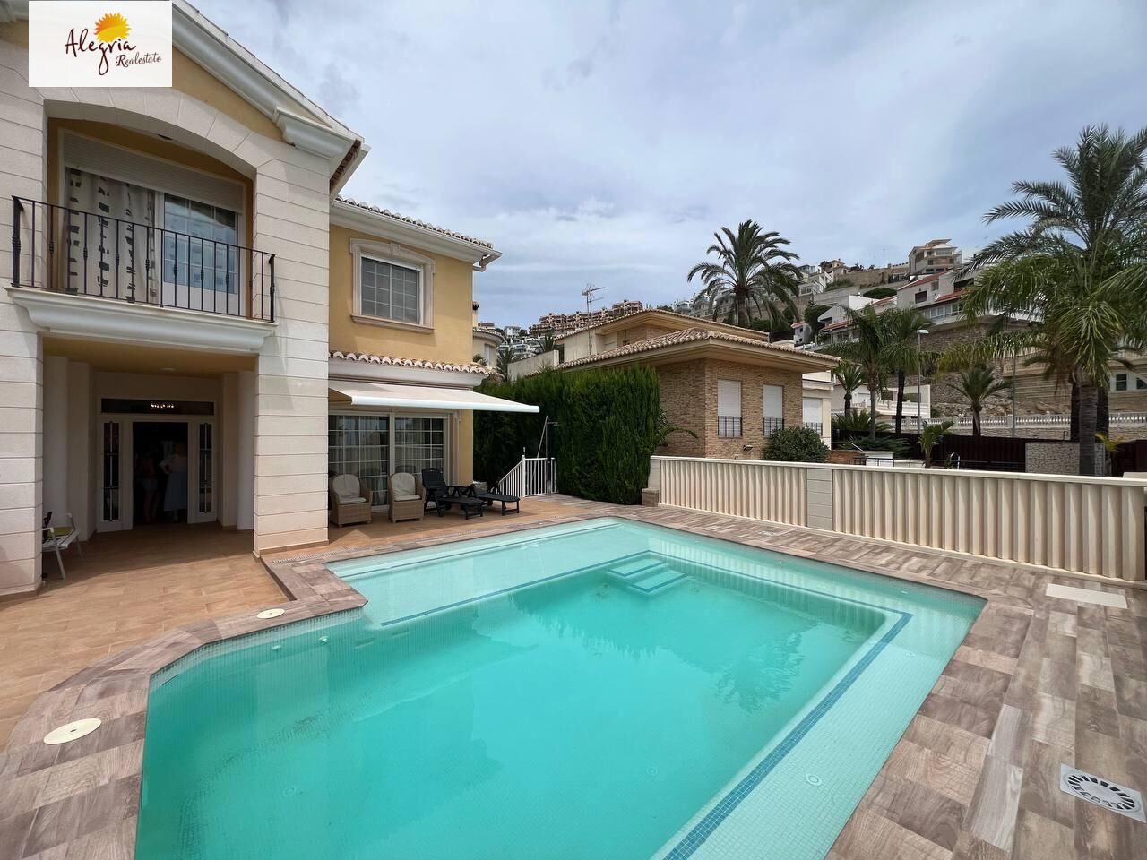 Villa i Cullera, Valencia, Spanien 5 sovrum, 400 kvm. Nr. 179295