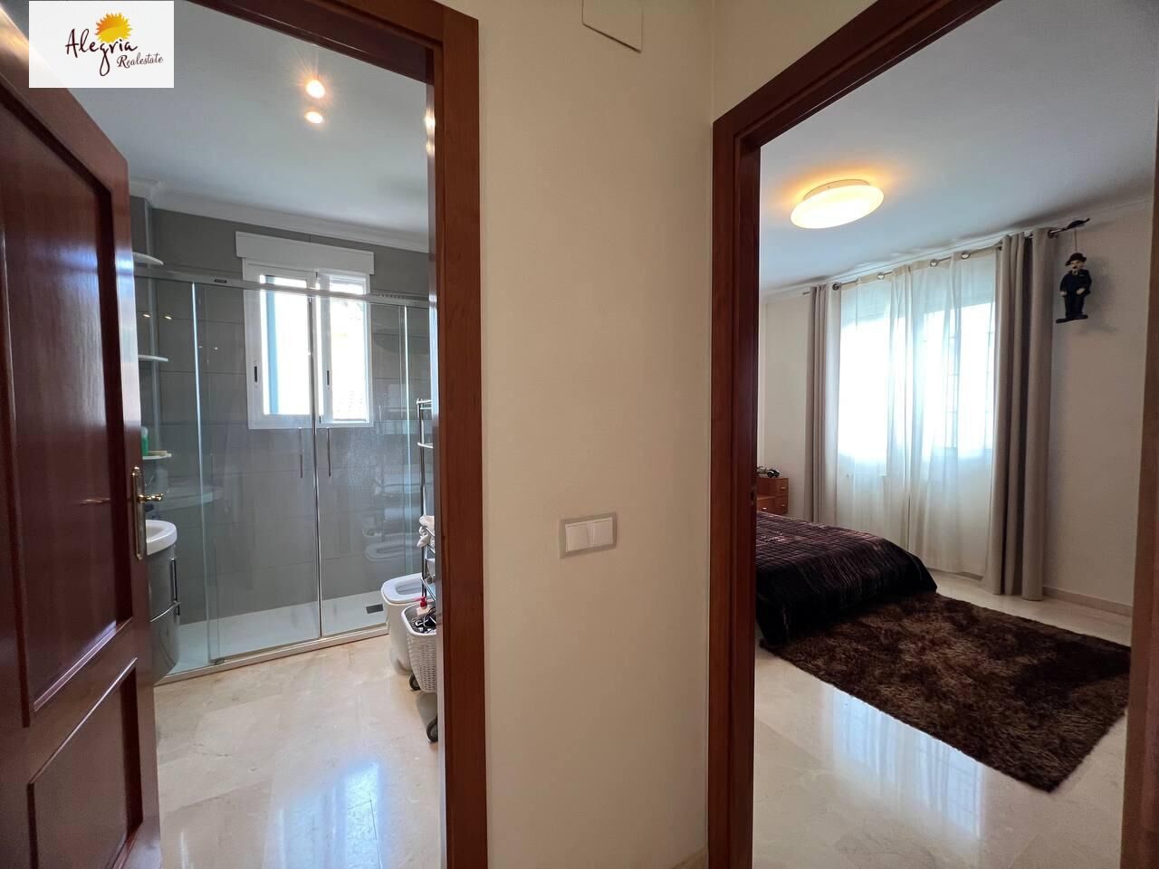 Villa i Cullera, Valencia, Spanien 5 sovrum, 400 kvm. Nr. 179295