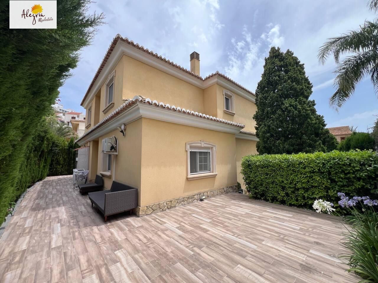 Villa i Cullera, Valencia, Spanien 5 sovrum, 400 kvm. Nr. 179295