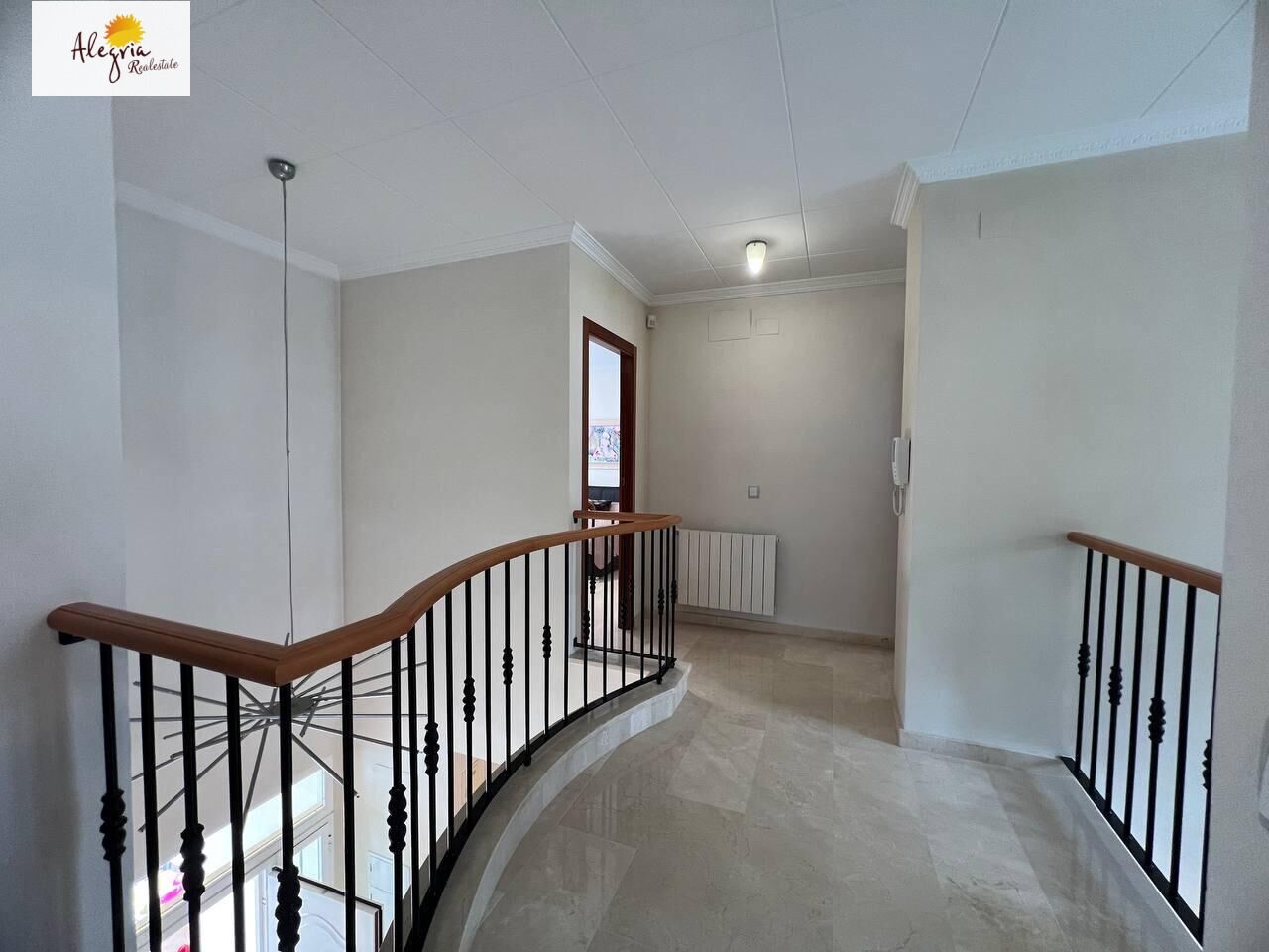 Villa i Cullera, Valencia, Spanien 5 sovrum, 400 kvm. Nr. 179295